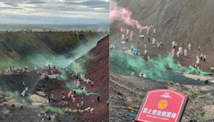 内蒙古一火山地质公园多名游客不顾禁令燃放烟雾棒，景区：反复劝导但无果