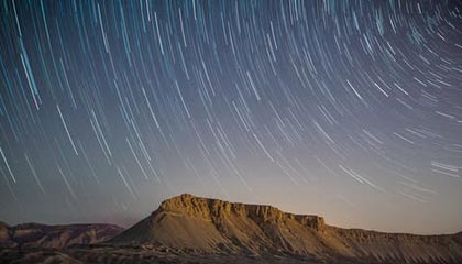 信达地产股价上涨9.92% 盘中突破年线