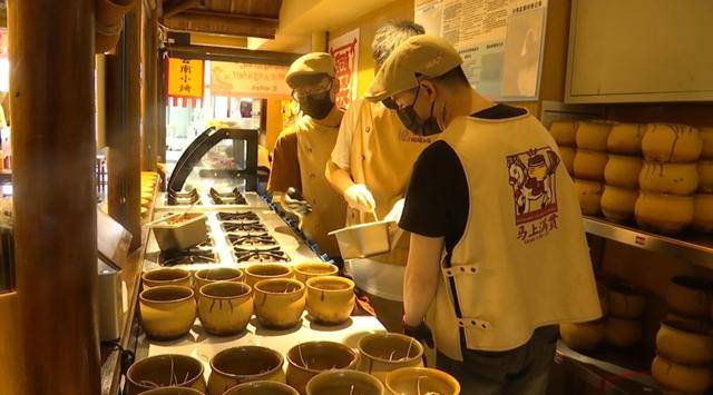 西贝发布致歉信后，昆明门店的情况是……