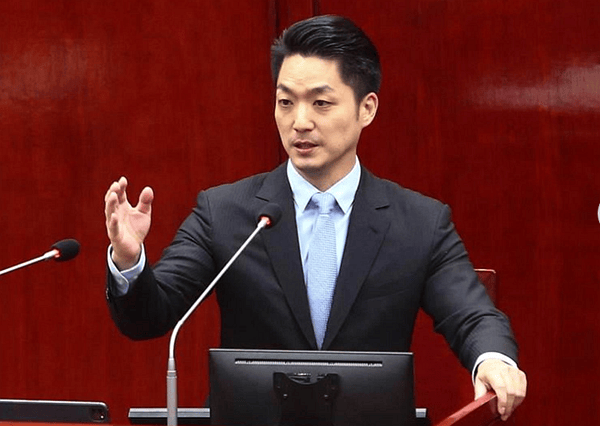 双城论坛遭延期 多名国民党籍议员集体发声怒批