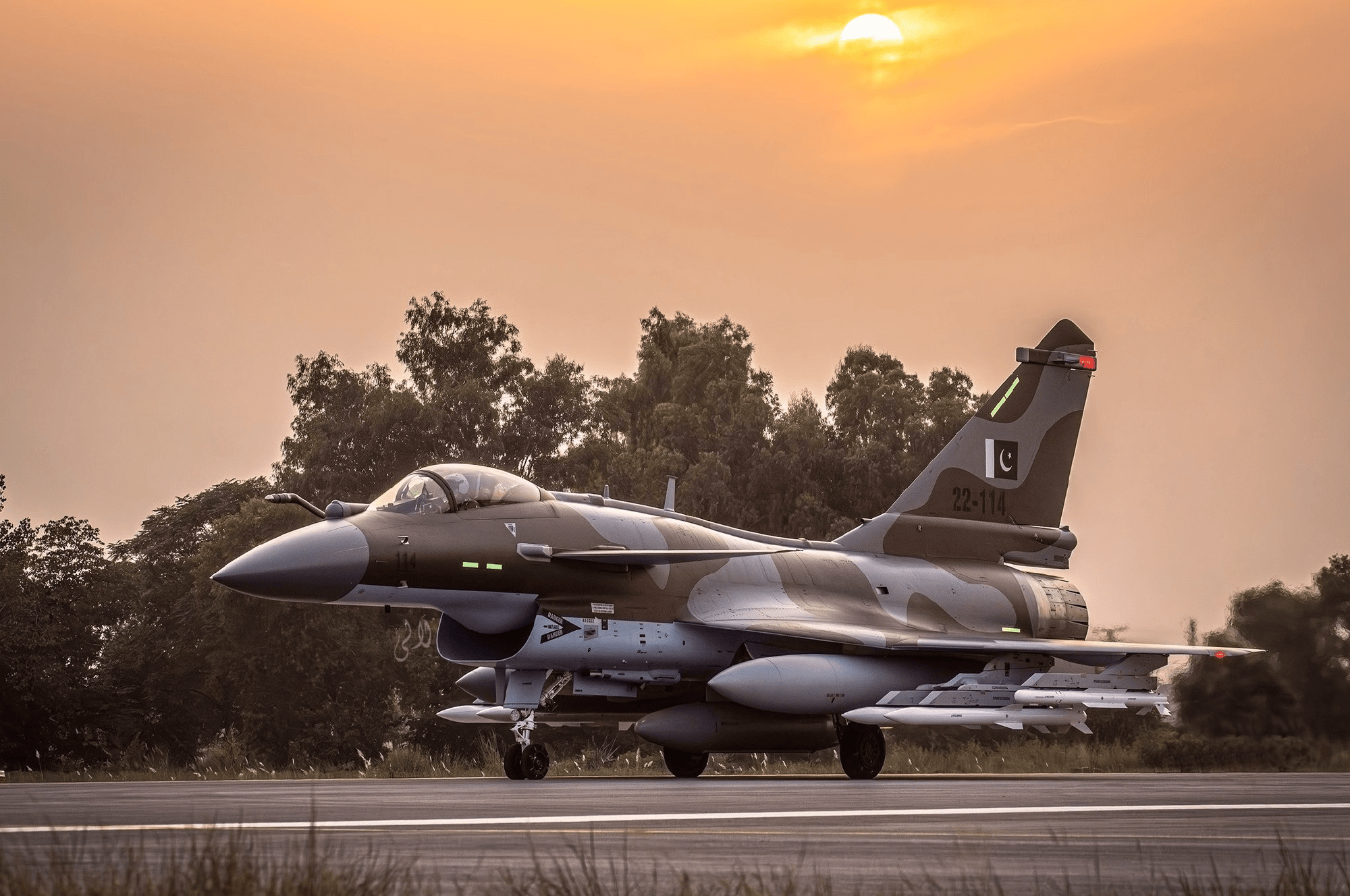 红利来了!卡塔尔也要与巴铁结盟,中国武器间接拿下史上最大军售